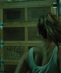 House_at_the_End_of_the_Street__28178529.jpg