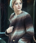 Jennifer_Lawrence_outside_her_hotel_in_Montreal_on_Feb_16th2C_2014_281729.jpg