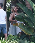 Filename=July_29_-_During_a_Vanity_Fair_photo_shoot_in_the_Hollywood_Hill_281129.JPG
Filesize=687KiB
Dimensions=644x942
Date added=Aug 11, 2014 July_29_-_During_a_Vanity_Fair_photo_shoot_in_the_Hollywood_Hill_281129.JPG