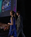 Liam_Hemsworth_and_Jennifer_Lawrence_Present_at_People_s_Choice_Awards_2012_038.jpg