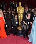 Lupita_March_2_-_At_the_86th_Academy_Awards_in_L_A_5BArrivals5D_28129.jpg