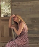 Marie_Claire_UK_28215429_5BBehind_the_Scenes5D.jpg