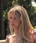 Marie_Claire_UK_28244029_5BBehind_the_Scenes5D.jpg