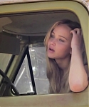Marie_Claire_UK_28248129_5BBehind_the_Scenes5D.jpg