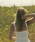 Marie_Claire_UK_28259129_5BBehind_the_Scenes5D.jpg