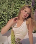 Marie_Claire_UK_28265429_5BBehind_the_Scenes5D.jpg
