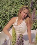 Marie_Claire_UK_28266229_5BBehind_the_Scenes5D.jpg
