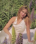 Marie_Claire_UK_28266329_5BBehind_the_Scenes5D.jpg