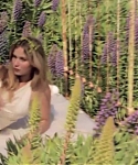 Marie_Claire_UK_28269529_5BBehind_the_Scenes5D.jpg