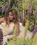 Marie_Claire_UK_28269929_5BBehind_the_Scenes5D.jpg