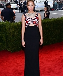 May_4_-_Met_Gala__China_Through_the_Looking_Glass__5BRed_Carpet5D_2813129.jpg