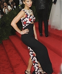 May_4_-_Met_Gala__China_Through_the_Looking_Glass__5BRed_Carpet5D_2815929.jpg