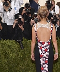 May_4_-_Met_Gala__China_Through_the_Looking_Glass__5BRed_Carpet5D_2817929.jpg