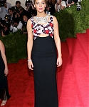 May_4_-_Met_Gala__China_Through_the_Looking_Glass__5BRed_Carpet5D_285929.jpg