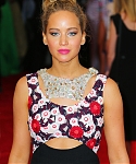 May_4_-_Met_Gala__China_Through_the_Looking_Glass__5BRed_Carpet5D_286629.jpg