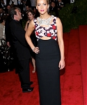 May_4_-_Met_Gala__China_Through_the_Looking_Glass__5BRed_Carpet5D_286829.jpg