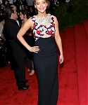 May_4_-_Met_Gala__China_Through_the_Looking_Glass__5BRed_Carpet5D_287629.jpg