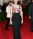 May_4_-_Met_Gala__China_Through_the_Looking_Glass__5BRed_Carpet5D_287829.jpg