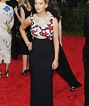May_4_-_Met_Gala__China_Through_the_Looking_Glass__5BRed_Carpet5D_289629.jpg