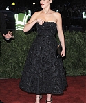May_6_-_2013_Met_Gala2C_Metropolitan_Museum_of_Art2C_NYC_2814229.jpg