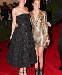 May_6_-_2013_Met_Gala2C_Metropolitan_Museum_of_Art2C_NYC_2816029.jpg