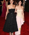 Filename=May_6_-_2013_Met_Gala2C_Metropolitan_Museum_of_Art2C_NYC_287829.jpg
Filesize=4721KiB
Dimensions=2712x3960
Date added=Nov 05, 2013 May_6_-_2013_Met_Gala2C_Metropolitan_Museum_of_Art2C_NYC_287829.jpg