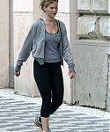 Filename=May_7_-_Jogging_around_Prague_with_her_boyfriend_Nicholas_Hoult_28729.jpg
Filesize=2415KiB
Dimensions=2400x3600
Date added=Nov 30, 2014 May_7_-_Jogging_around_Prague_with_her_boyfriend_Nicholas_Hoult_28729.jpg