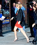 November_12_-_At_The_Late_Show_with_David_Letterman_in_NY_2811029.jpg