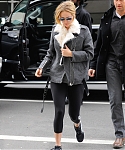 November_16_-_Arriving_at_Soul_Cycle_Gym_in_New_York_City_281529.jpg
