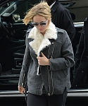November_16_-_Arriving_at_Soul_Cycle_Gym_in_New_York_City_282329.jpg