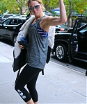 November_16_-_Arriving_back_at_her_hotel_in_New_York__282229.jpg