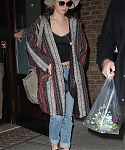 Filename=November_16_-_Leaving_her_hotel_in_New_York_283229.JPG
Filesize=3860KiB
Dimensions=2100x3150
Date added=Nov 17, 2014 November_16_-_Leaving_her_hotel_in_New_York_283229.JPG