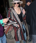 Filename=November_16_-_Leaving_her_hotel_in_New_York_285529.JPG
Filesize=6126KiB
Dimensions=3168x5472
Date added=Nov 17, 2014 November_16_-_Leaving_her_hotel_in_New_York_285529.JPG