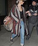 Filename=November_16_-_Leaving_her_hotel_in_New_York_286429.jpg
Filesize=4367KiB
Dimensions=2100x3150
Date added=Nov 17, 2014 November_16_-_Leaving_her_hotel_in_New_York_286429.jpg