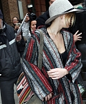 November_16_-_Leaving_her_hotel_in_New_York_288529.jpg