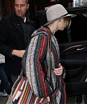 November_16_-_Leaving_her_hotel_in_New_York_288629.jpg