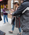 November_16_-_Leaving_her_hotel_in_New_York_289929.jpg