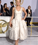 November_17_-__Mockingjay_Part_1__Premiere_in_Los_Angeles_2810629.jpg