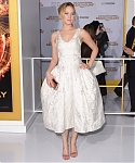 November_17_-__Mockingjay_Part_1__Premiere_in_Los_Angeles_2812329.JPG