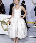 November_17_-__Mockingjay_Part_1__Premiere_in_Los_Angeles_2815729.jpg