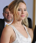 November_17_-__Mockingjay_Part_1__Premiere_in_Los_Angeles_2816929.jpg