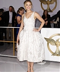 Filename=November_17_-__Mockingjay_Part_1__Premiere_in_Los_Angeles_2820429.jpg
Filesize=2911KiB
Dimensions=2400x3600
Date added=Nov 30, 2014 November_17_-__Mockingjay_Part_1__Premiere_in_Los_Angeles_2820429.jpg