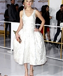 November_17_-__Mockingjay_Part_1__Premiere_in_Los_Angeles_2828129.jpg