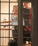 November_24_-_Attending_her_acting_class_in_L_A_28729.jpg