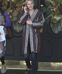 November_28_-_Leaving__Rodeo_Drive__Boutique_in_Louisville_28929.jpg