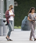 Filename=October_22_-_Out_and_about_in_Los_Angeles_284729.jpg
Filesize=982KiB
Dimensions=2400x1600
Date added=Oct 25, 2014 October_22_-_Out_and_about_in_Los_Angeles_284729.jpg