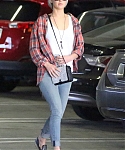 Filename=October_22_-_Out_and_about_in_Los_Angeles_28729.jpg
Filesize=3210KiB
Dimensions=2400x3600
Date added=Oct 25, 2014 October_22_-_Out_and_about_in_Los_Angeles_28729.jpg