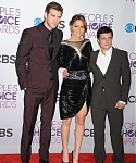 Filename=PRESS_ROOM_January_09_-_People_s_Choice_Awards_285029.jpg
Filesize=4080KiB
Dimensions=2832x4256
Date added=Nov 06, 2013 PRESS_ROOM_January_09_-_People_s_Choice_Awards_285029.jpg