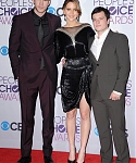 Filename=PRESS_ROOM_January_09_-_People_s_Choice_Awards_286729.jpg
Filesize=4742KiB
Dimensions=2796x4132
Date added=Nov 06, 2013 PRESS_ROOM_January_09_-_People_s_Choice_Awards_286729.jpg