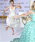 V_Nov17_-__Mockingjay_Part_1__Premiere_2815429.jpg